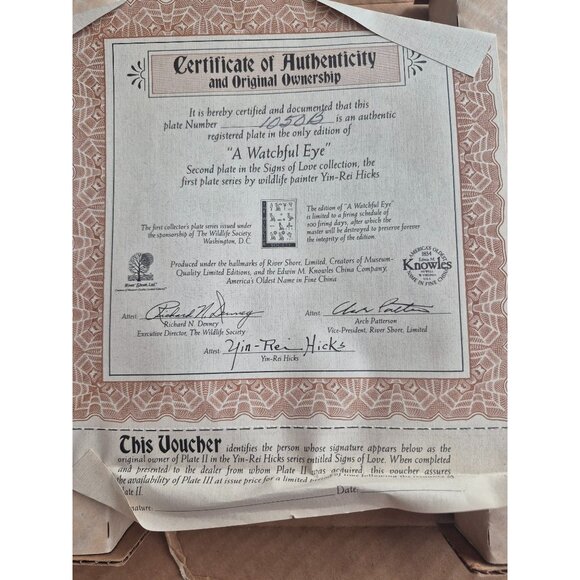 Limited Edition "A Watchful Eye" Collector Plate By Knowles Featuring Lioness & - Picture 2 of 3